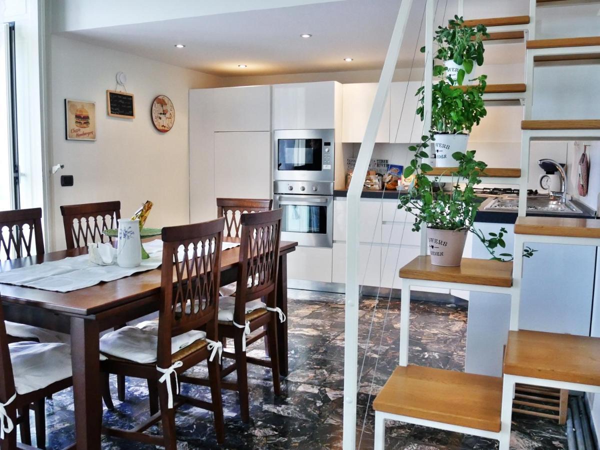 La Casetta Di Nonna Pina - Appartamento Con Cucina In Pieno Centro Torre Annunziata Eksteriør bilde
